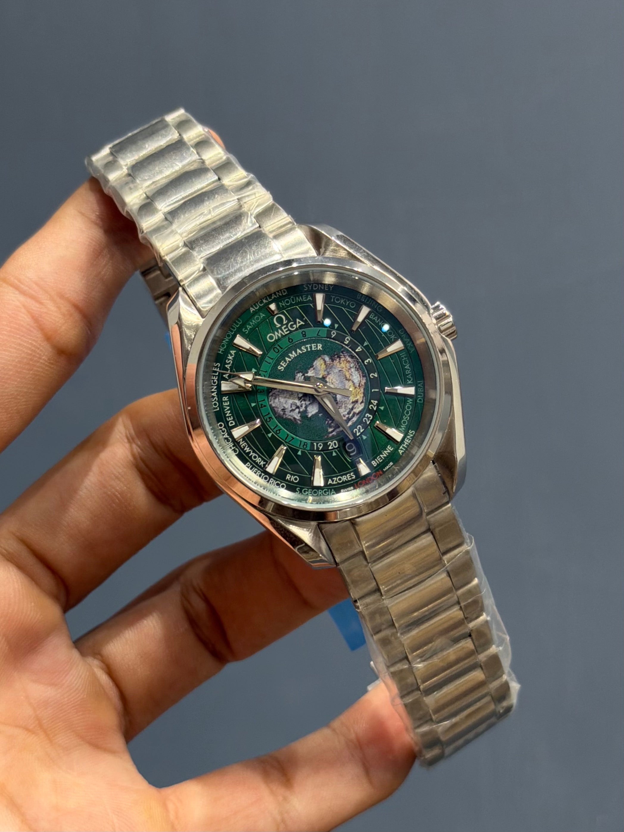 NEW COLLECTION SILVER WITH GREEN DIAL AUTOMATIC WATCH