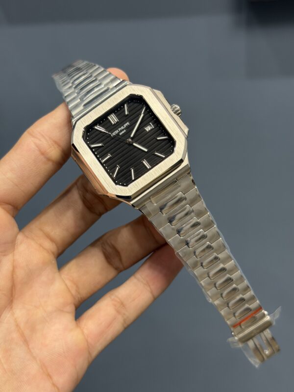 NEW COLLECTION SILVER WITH BLACK DIAL QUARTZ WATCH
