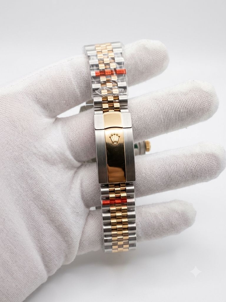 Rolex Datejust Style Luxury Watch – Two-Tone Gold & Silver, Red Dial & Diamond-Style Bezel