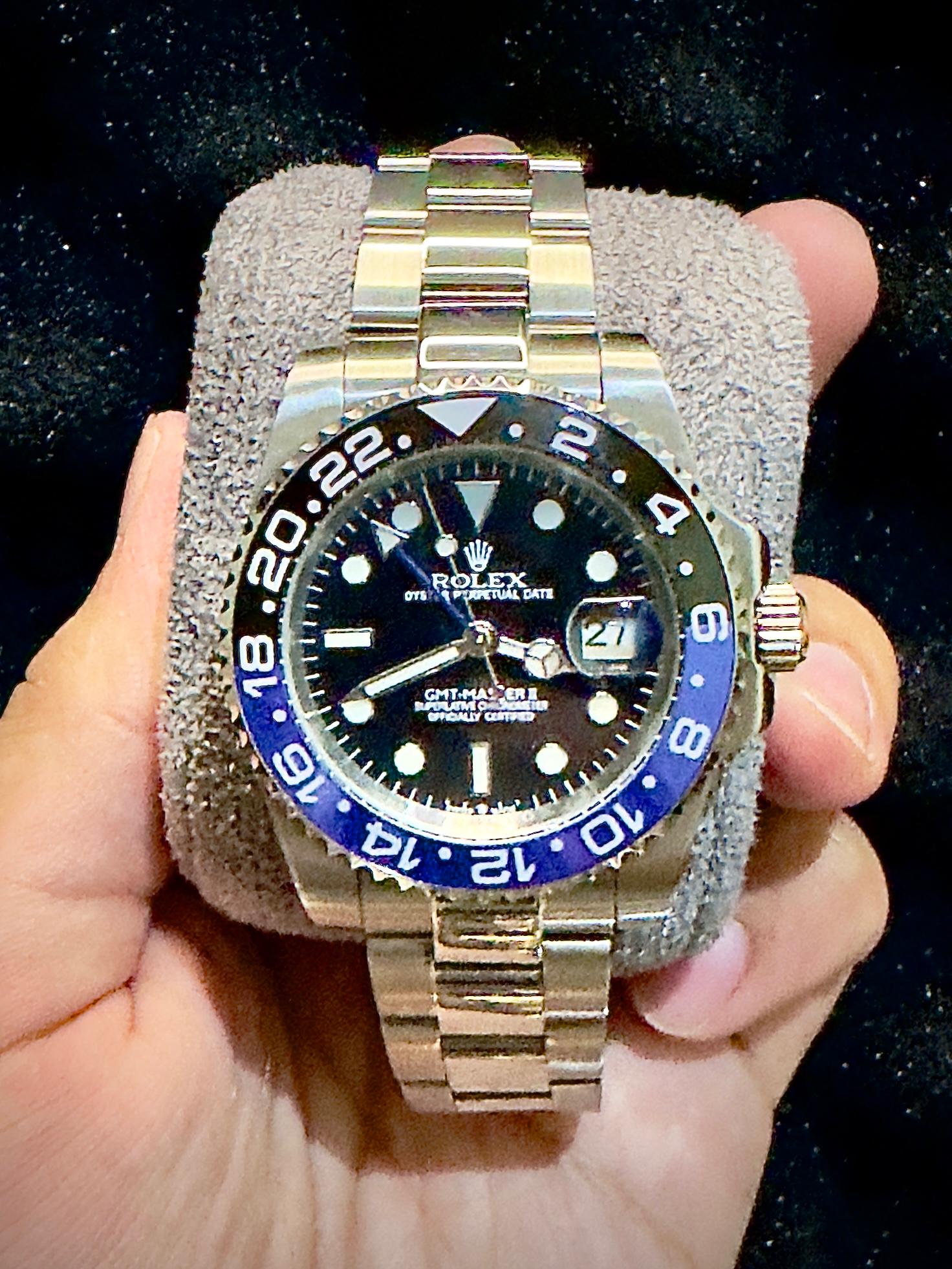 Premium Blue Bezel Luxury Dive-Style Watch – Black Dial with Date Display & Stainless Steel Bracelet