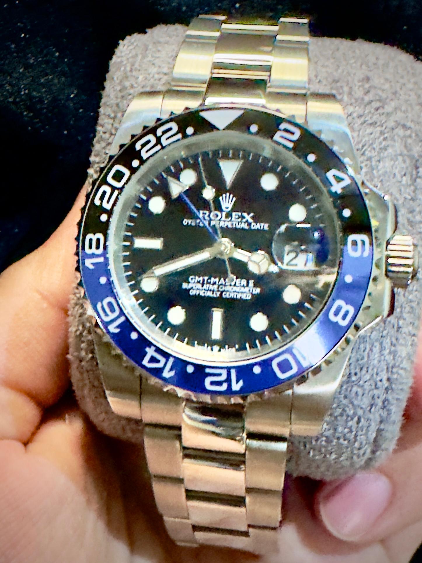 Premium Blue Bezel Luxury Dive-Style Watch – Black Dial with Date Display & Stainless Steel Bracelet