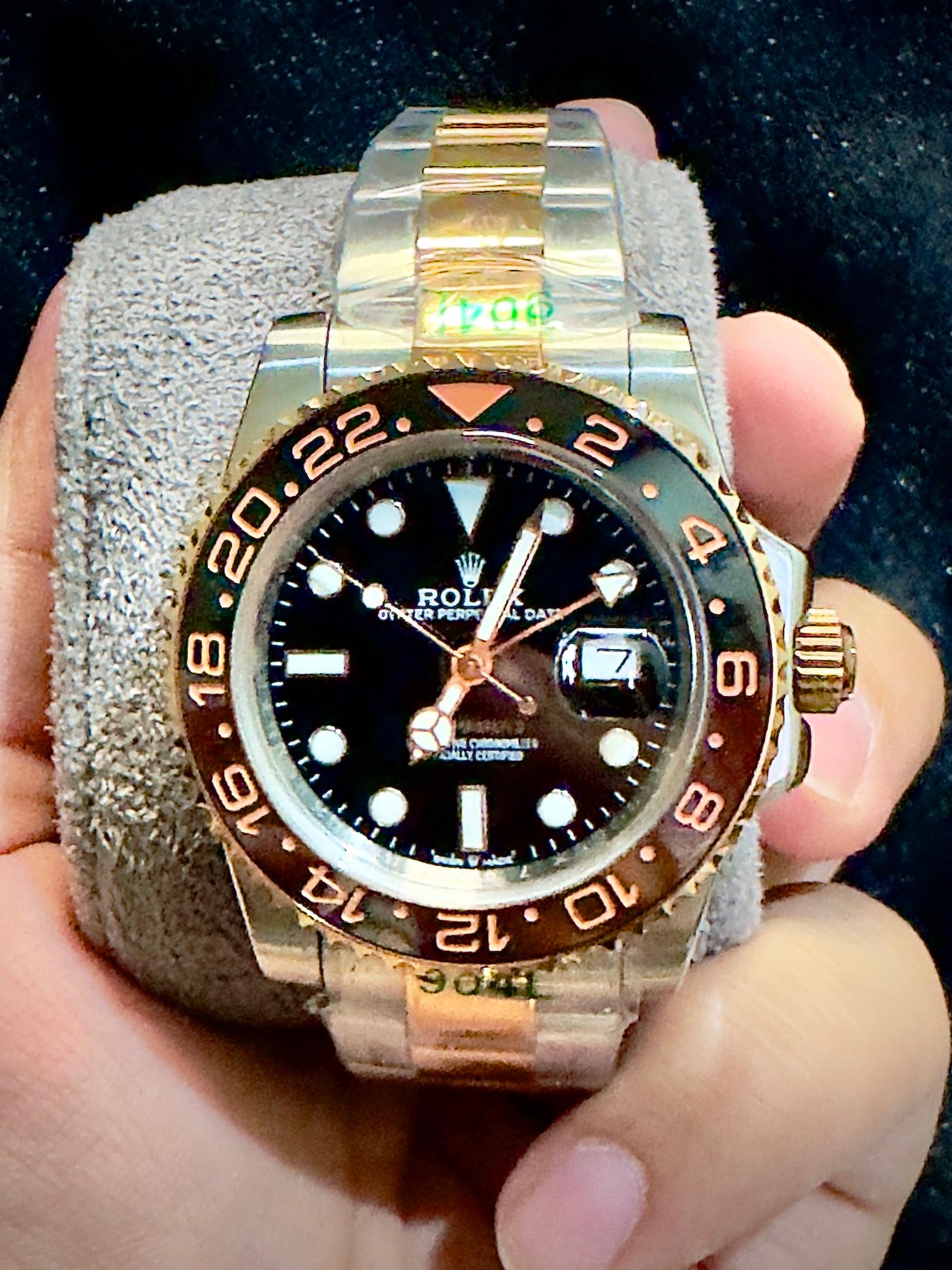 Premium Black & Rose Gold GMT-Style Watch – Luxury Dial, Date Display & Two-Tone Stainless Steel Bracelet