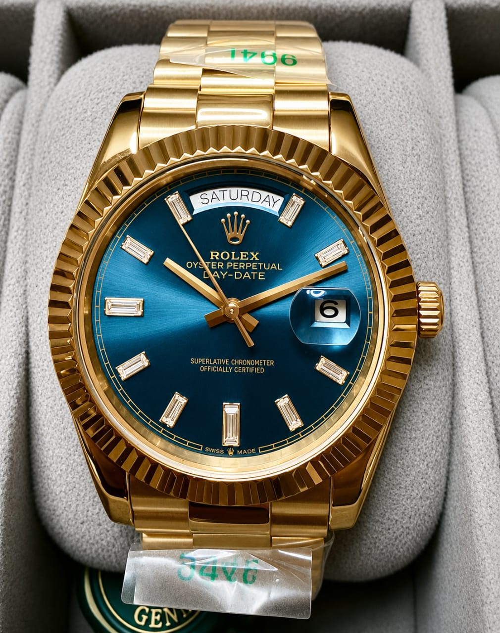 Luxury Gold-Tone Day-Date Watch with Deep Blue Dial & Fluted Bezel